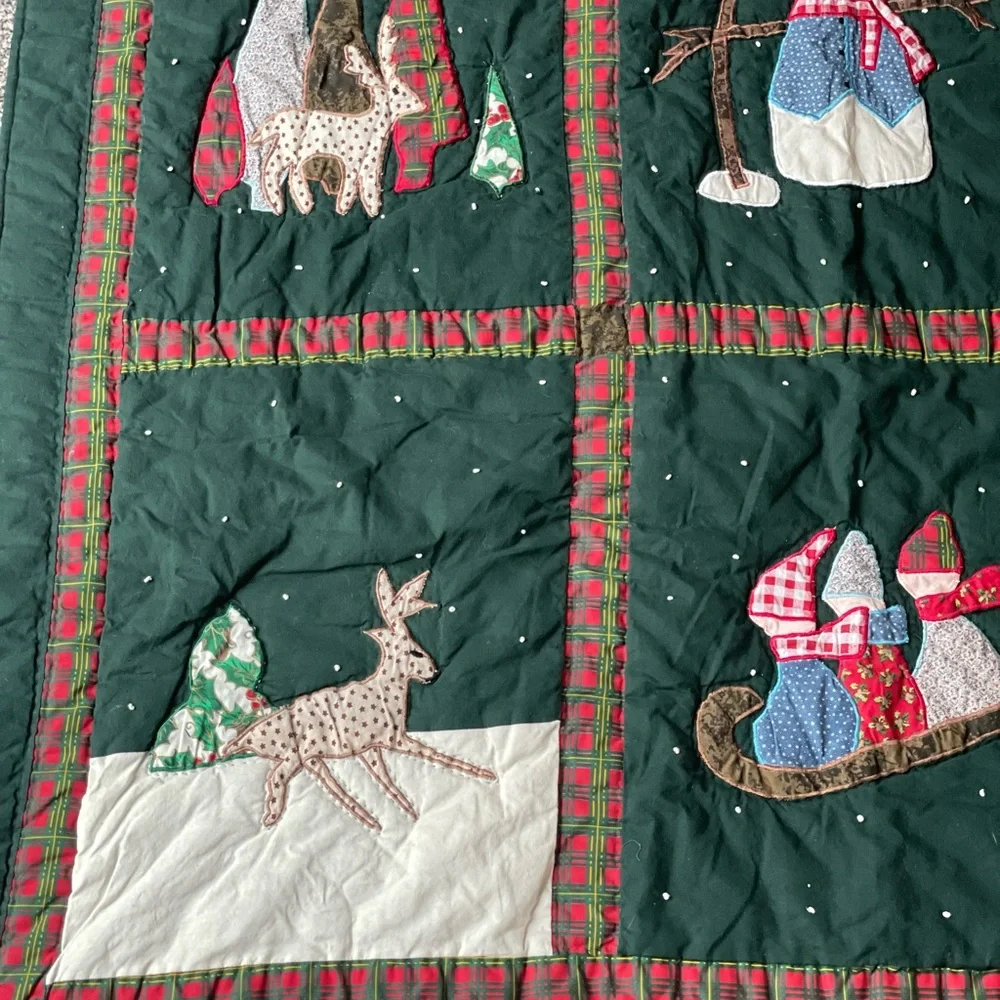 Victorian Heart Company, Inc. Christmas Holiday Hand Stitched Quilt 57” by 46”